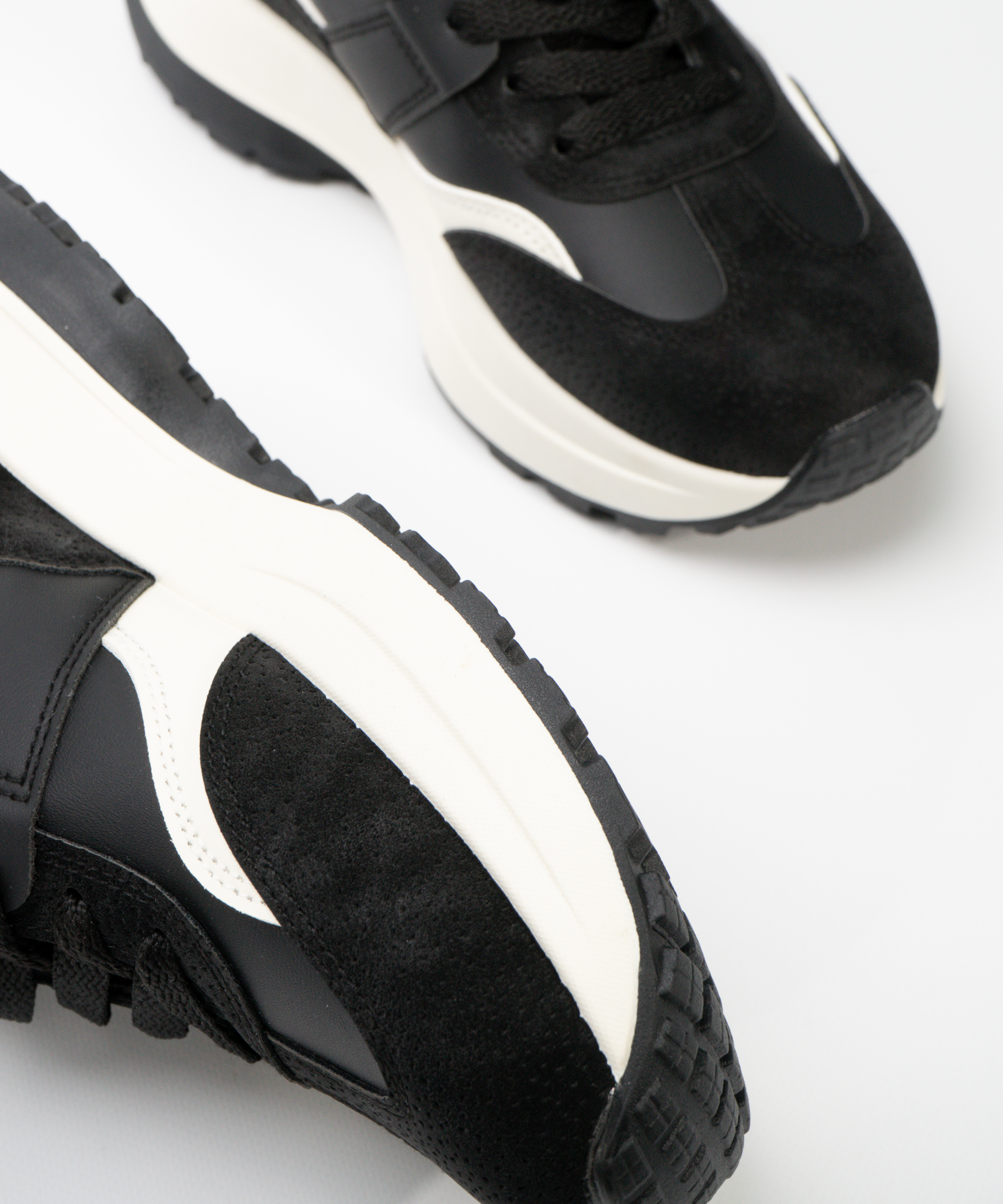 Zapatillas deportivas image number null